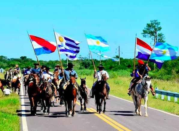 Los cien años de la escuela Solar de Artigas en Paraguay: Por un futuro mejor
