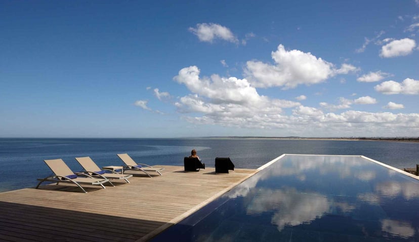 PLYA-VIK-piscina PLYA-VIK-piscina